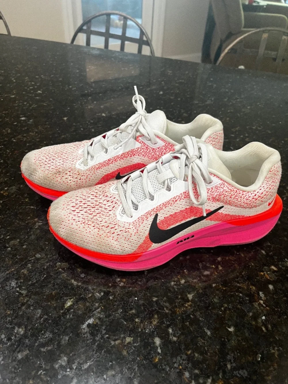 Womens nike 8.5